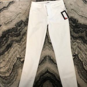 BNWT Paige skinny white jeans